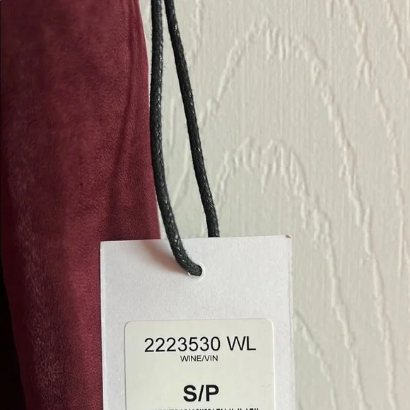 Women's Burgundy Lace Trim Top - Picture 4 of 4